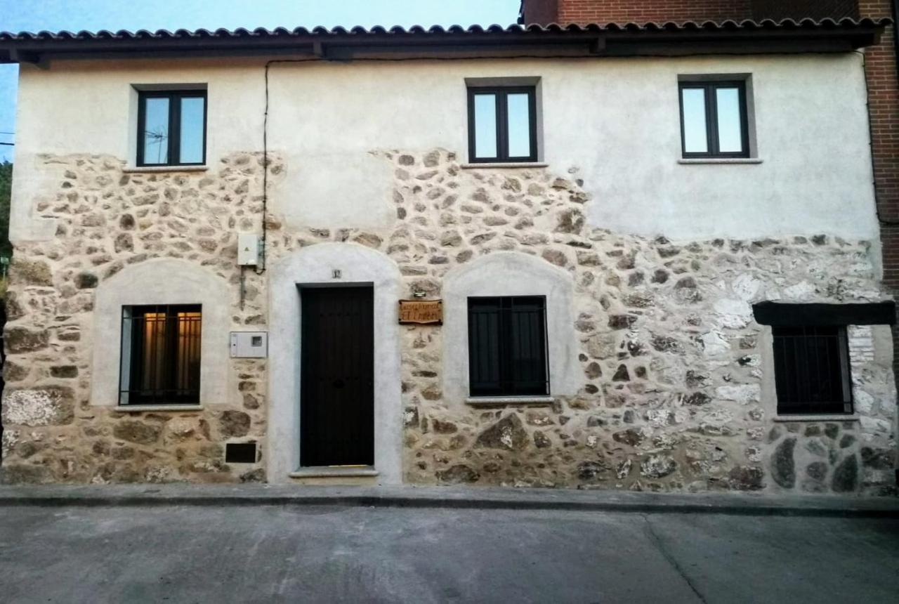 Casa Rural El Enebro 4 Estrellas Navamorcuende Luaran gambar