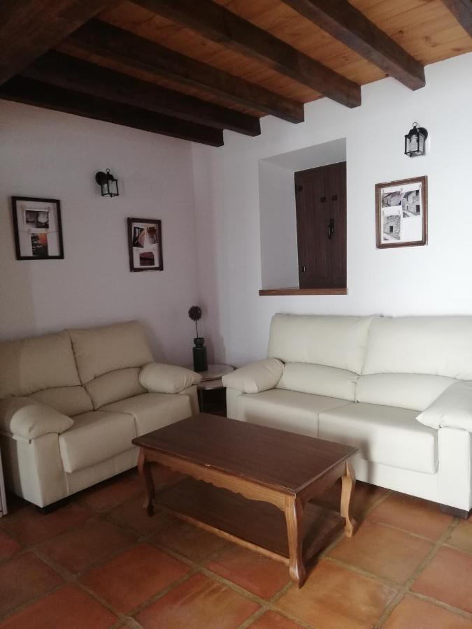 Casa Rural El Enebro 4 Estrellas Navamorcuende Luaran gambar