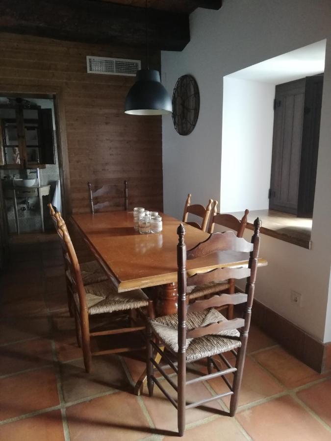 Casa Rural El Enebro 4 Estrellas Navamorcuende Luaran gambar